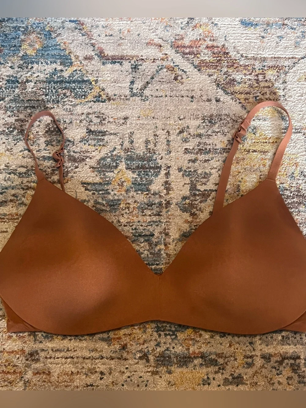 Skims Wireless Push Up Bra